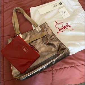 🔥🔥CHRISTIAN LOUBOUTIN gray metallic tote